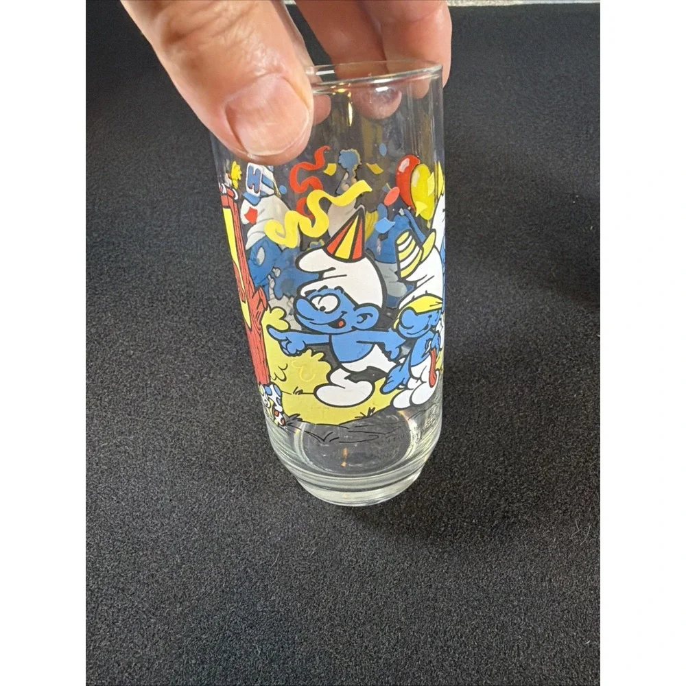 Vintage 1983 Smurfs Glasses Handy Smurf Grouchy Smurf Wallace Berrie Set‎ of 2